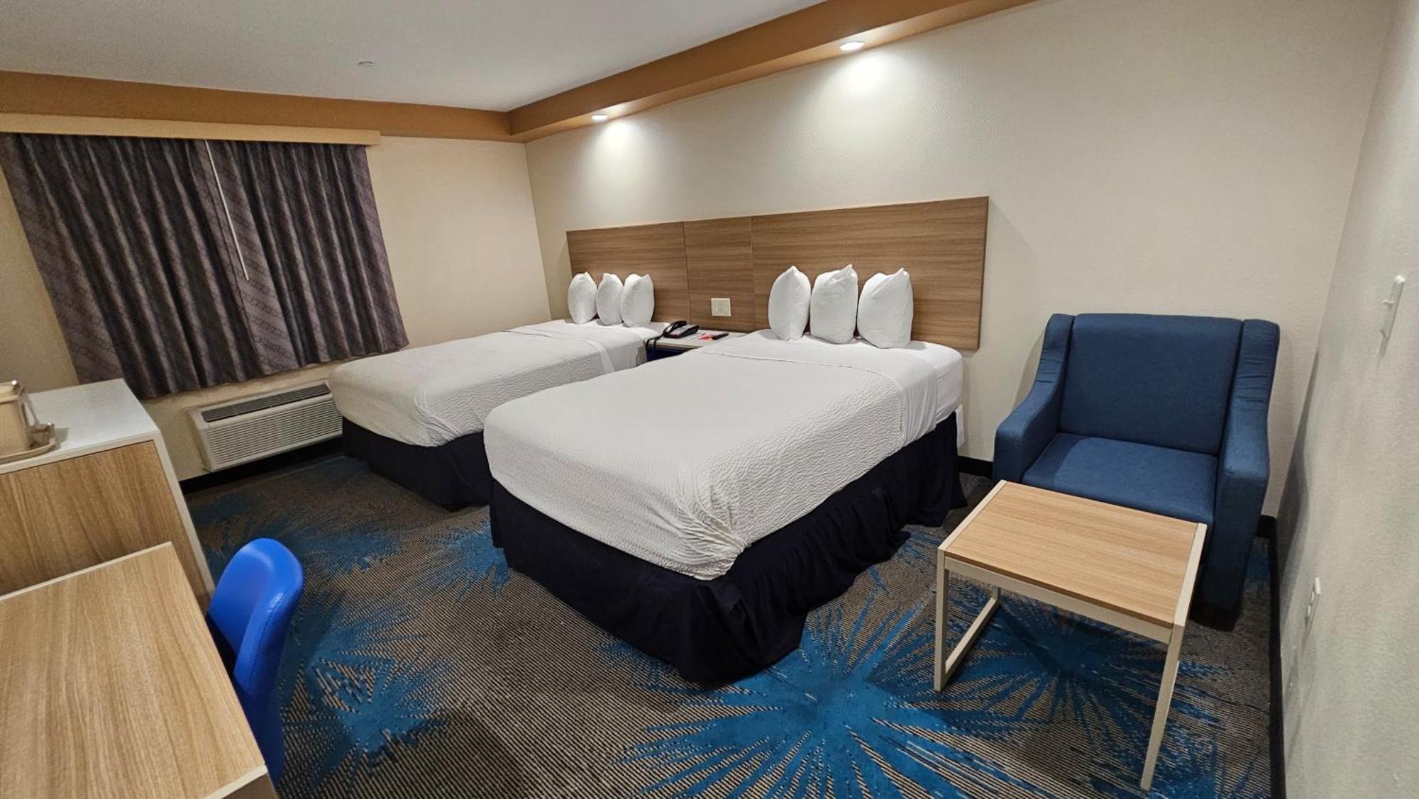 Econo Lodge Woodbridge Iselin Εξωτερικό φωτογραφία