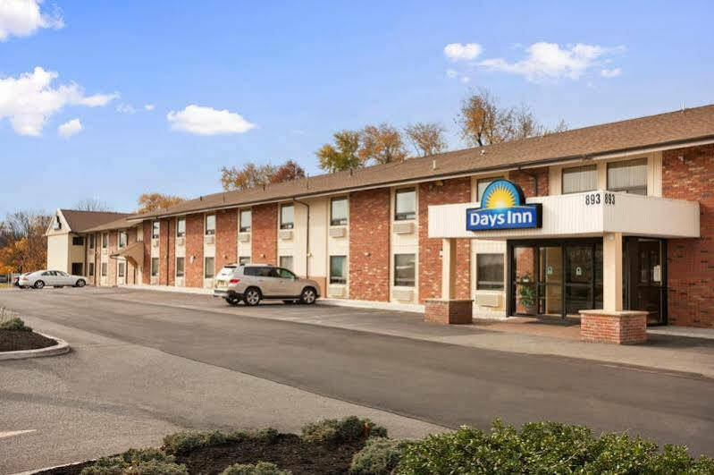 Econo Lodge Woodbridge Iselin Εξωτερικό φωτογραφία